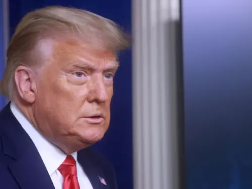 Trump met en garde contre un réveil douloureux après les répercussions de DeepSeek.