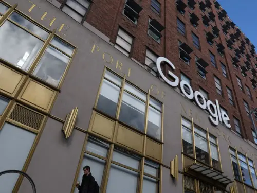 La maison-mère de Google, Alphabet, manque les estimations de revenus trimestriels.