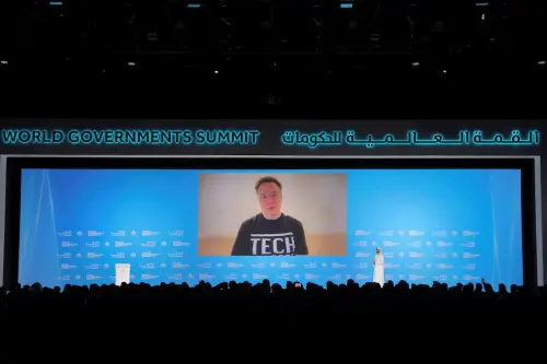 Elon Musk déclare que Grok 3 est dans sa phase finale et surpasse tous les chatbots.