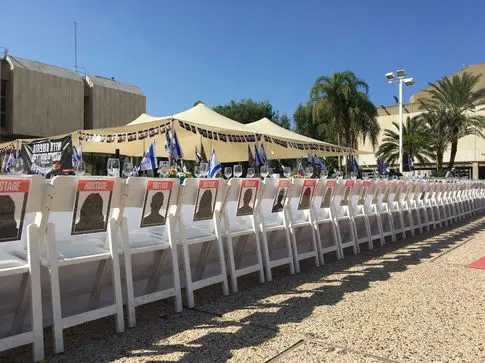 Le Hamas va libérer trois otages israéliens, dont un citoyen américain double nationalité.