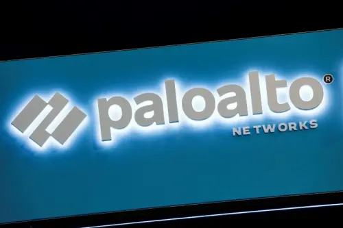 Palo Alto relève ses prévisions de revenus annuels grâce à une demande stable en cybersécurité.