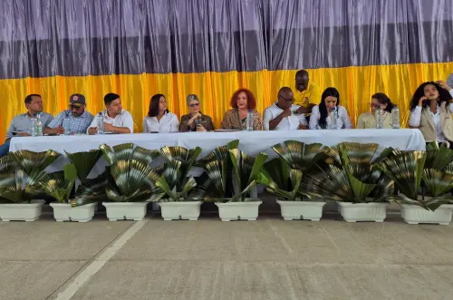 Les habitants du Chocó en Colombie réclament de l'aide alors que la violence s'intensifie.