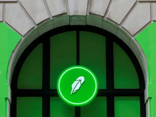 La SEC met fin à l'enquête sur Robinhood Crypto sans aucune sanction.