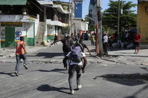 Les gangs haïtiens lancent une attaque mortelle dans le quartier Delmas de la capitale.