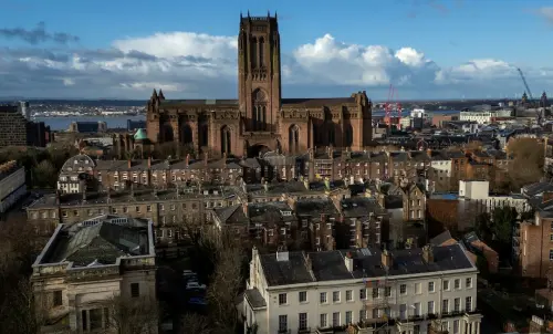 L'ancien chef de l'Église d'Angleterre Carey parmi les clercs risquant une sanction en raison du scandale d'abus.