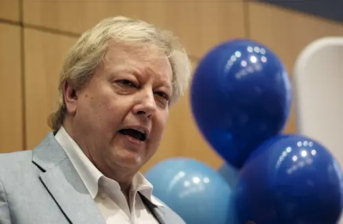 Le fondateur en difficulté Richard White prend la présidence de WiseTech, les actions augmentent.