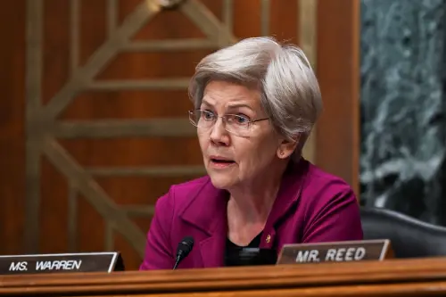 Exclusif : Les sénateurs demandent au candidat de Trump pour l'armée de l'Air de répondre aux accusations de favoritisme envers SpaceX de Musk.