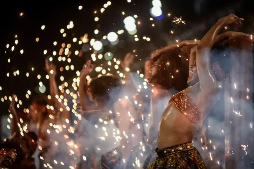 Projet de samba dirigé par une femme transgenre de la Marine en vedette au Carnaval de Rio.
