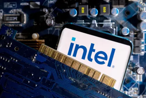 Intel repousse à 2030 l'ouverture des usines de puces de l'Ohio d'une valeur de 28 milliards de dollars.