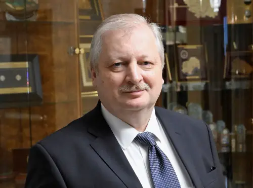 Poutine, renouant les liens avec les États-Unis, nomme le vétéran diplomate Darchiev comme nouvel ambassadeur.