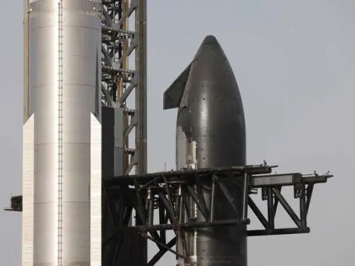 La FAA suspend les vols vers plusieurs aéroports de Floride après l'échec des tests de fusées de SpaceX.