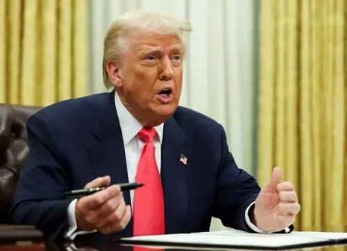 Marchés volatils, sondages en baisse : La phase initiale de soutien à Trump montre des signes de changement