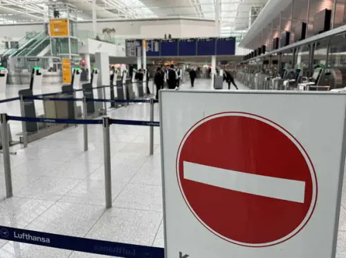 Grève de 24 heures dans les aéroports allemands lundi : conséquences pour un demi-million de personnes.