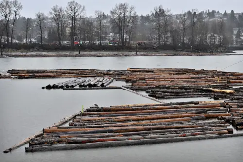 La Chine riposte aux tarifs agricoles du Canada.