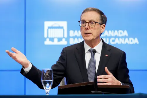 La Banque du Canada a envisagé de laisser ses taux inchangés, déclare le gouverneur à Reuters.