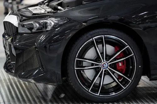 BMW absorbera les coûts des tarifs sur certains modèles fabriqués au Mexique.