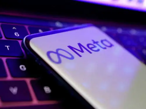 Meta commence à tester des notes de communauté de style X pour Facebook et Instagram.