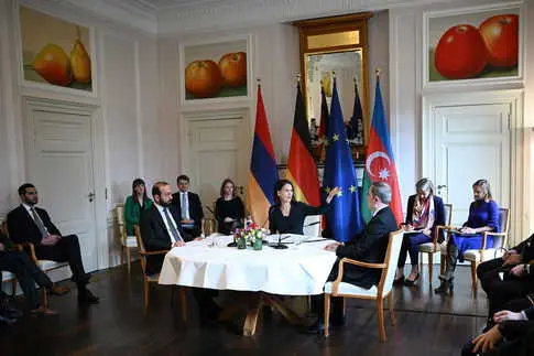 Arménie et Azerbaïdjan concluent un accord de paix historique après quatre décennies de conflit