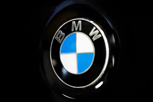 BMW intégrera le système de connexion intelligente de Huawei dans ses voitures fabriquées en Chine en 2026.