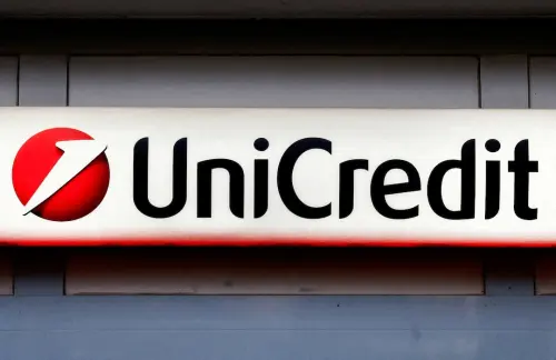 UniCredit se rapproche du lancement de son offre sur Banco BPM alors que Crédit Agricole augmente sa participation.