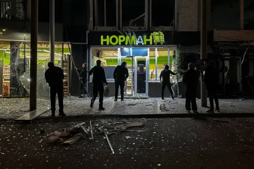 Une attaque de drone russe fait deux morts à Kharkiv, en Ukraine.