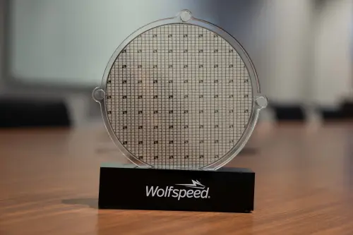 Les actions du fabricant de puces Wolfspeed atteignent un plus bas de 27 ans en raison d'un financement fédéral incertain.