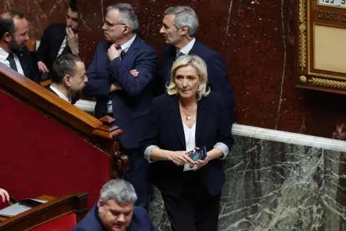 Après la décision de Le Pen, des accusations de "lawfare" émergent en France.