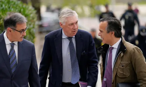 L'entraîneur du Real Madrid, Ancelotti, sera jugé en Espagne pour fraude fiscale.