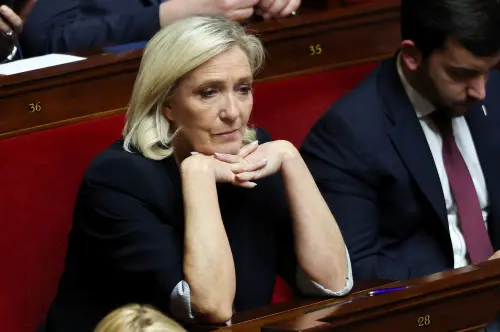 La cour d’appel française annonce qu’elle rendra sa décision dans l’affaire du Rassemblement national à l'été 2026.