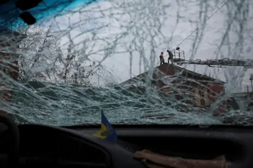 Les responsables de Trump envisagent un chemin plus long vers la paix en Ukraine alors que la frustration grandit.