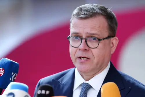 La Finlande va quitter le traité sur les mines terrestres et augmenter ses dépenses de défense face à la menace russe, déclare le Premier ministre.