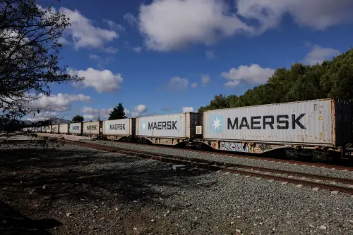 Maersk du Danemark acquiert la Panama Canal Railway Company.