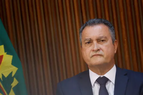 Le Brésil émet 352 millions de dollars de nouveaux prêts sur la masse salariale selon des règles revisitées.