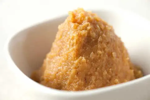 Expérience de la station spatiale Miso : Des saveurs uniques et des insights sur la fermentation.