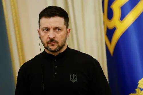 Zelenskiy visite la région de Sumy, voisine de la région de Kouban en Russie.