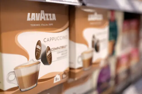 Lavazza prévoit une expansion aux États-Unis face aux préoccupations concernant les tarifs sur le café brésilien.