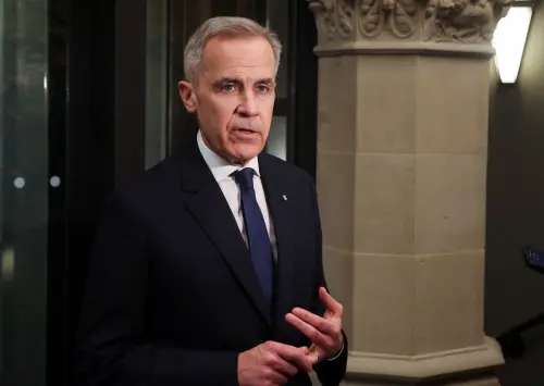 Le Canada dévoile des mesures de riposte limitées contre les États-Unis et qualifie la décision de Trump de tragédie.