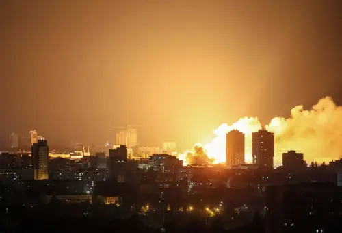 Exclusif : les États-Unis estiment que la réponse de la Russie à l'attaque par drone en Ukraine n'est pas terminée et s'attendent à une frappe simultanée.