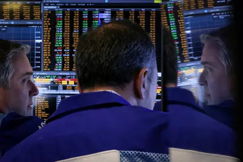 Les fonds d'actions mondiales enregistrent un deuxième retrait hebdomadaire en raison des inquiétudes liées aux tarifs.