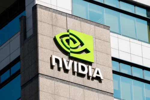Le PDG de Nvidia déclare que le Royaume-Uni a besoin de puissance de calcul pour développer l'IA.